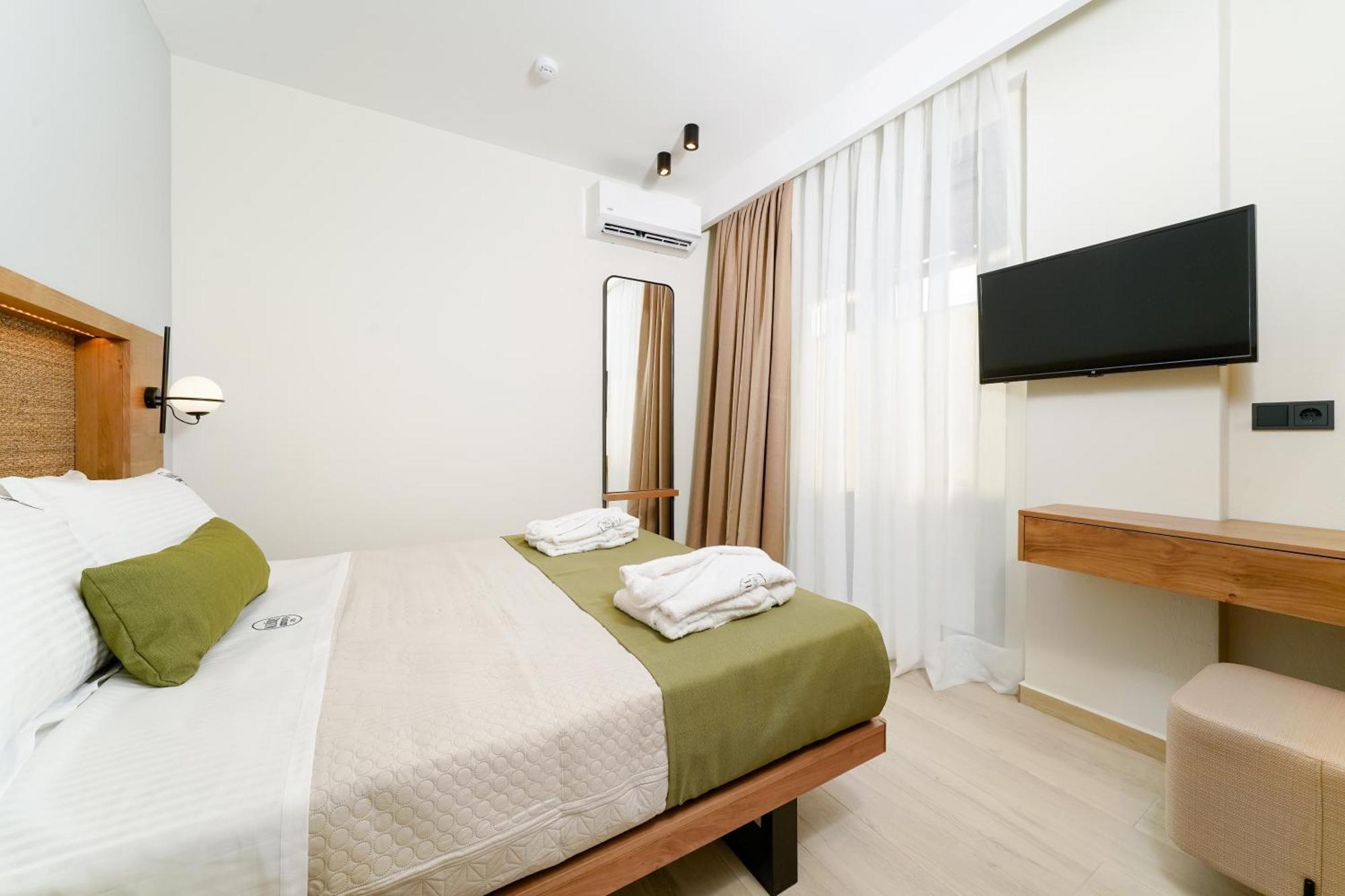 Azzure Luxury Suites 波托什 外观 照片