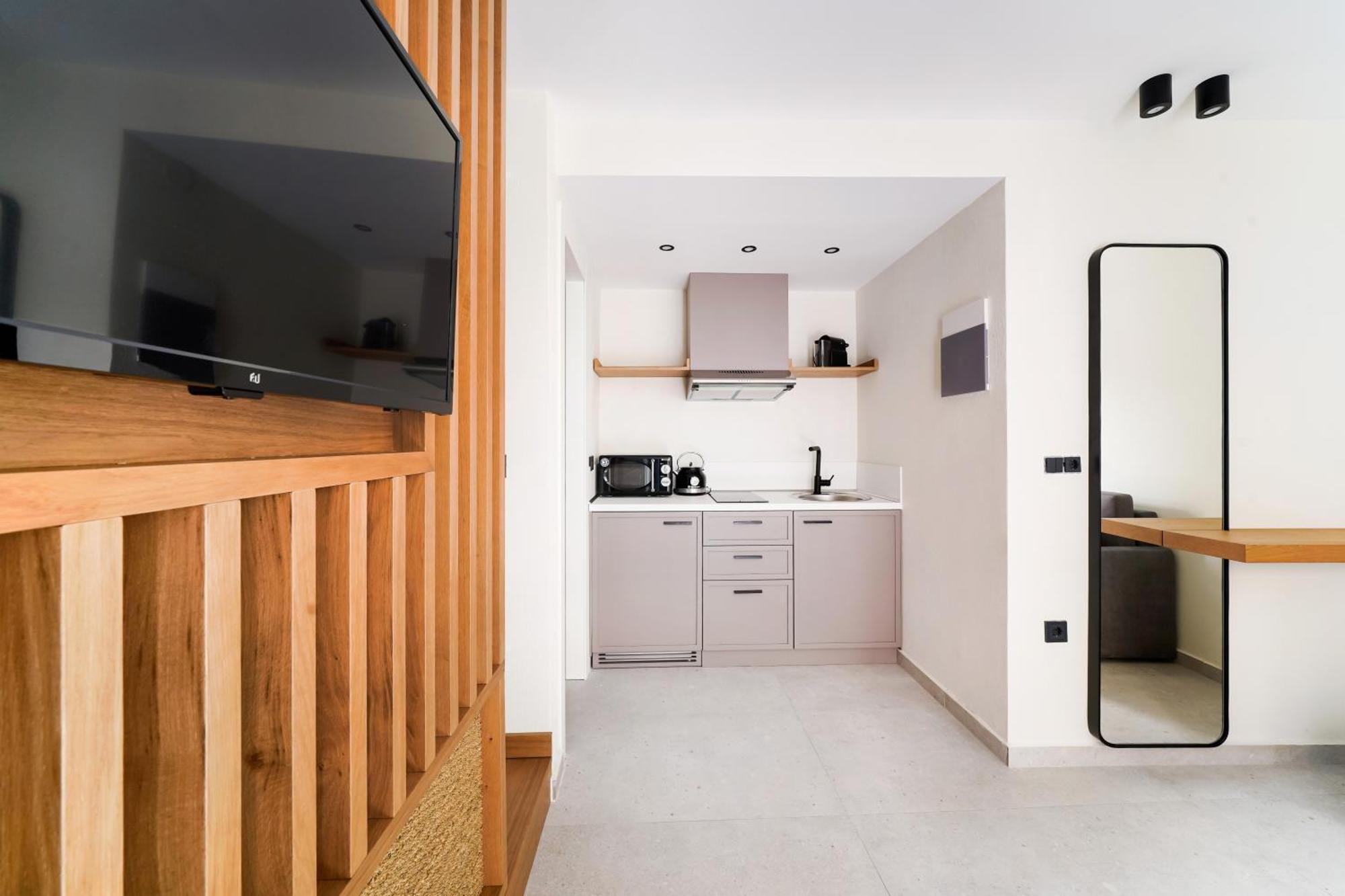 Azzure Luxury Suites 波托什 外观 照片